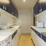 Rent a room of 126 m² in madrid