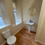 Rent 4 bedroom flat in Dundee