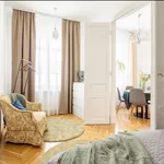 Rent 3 bedroom apartment of 92 m² in Budapest