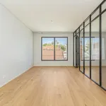 Rent 1 bedroom apartment of 53 m² in Lisbon