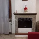 Rent 2 bedroom apartment of 76 m² in Valmorea