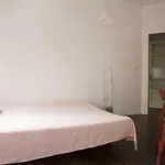 Rent 7 bedroom apartment in Lisbon