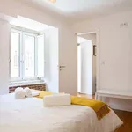 Rent 2 bedroom apartment of 45 m² in Lisboa