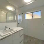 Rent 2 bedroom apartment in MOOROOKA