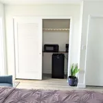 Rent 1 bedroom apartment in Oakland Park