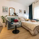 Rent 1 bedroom apartment of 24 m² in Lyon