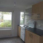 Rent 3 bedroom flat in Wales