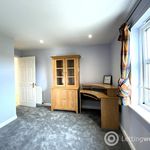 Rent 3 bedroom flat in Edinburgh