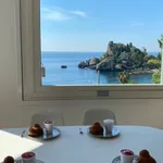 Rent 3 bedroom apartment of 65 m² in Taormina