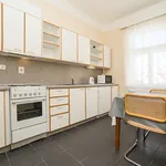 Pronajměte si 2 ložnic/e byt o rozloze 72 m² v Prague