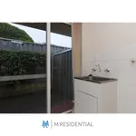 Rent 3 bedroom house in Kensington