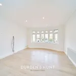 Rent 4 bedroom apartment in Epping Forest