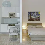 Rent 2 bedroom apartment of 30 m² in Milan