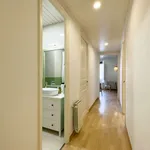 Rent a room of 80 m² in barcelona