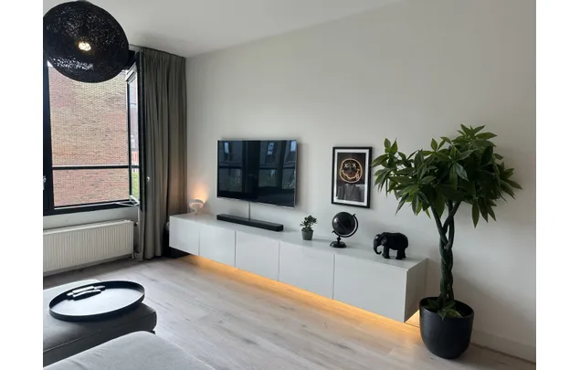 Huur 1 slaapkamer appartement van 83 m² in Rotterdam