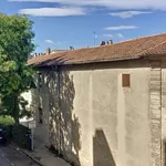 Appartement de 80 m² avec 3 chambre(s) en location à Avignon