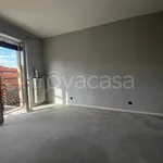 Affitto 4 camera appartamento di 120 m² in Saluzzo