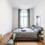 Miete 6 Schlafzimmer wohnung von 90 m² in Berlin