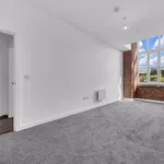 Rent 2 bedroom flat in Bolton