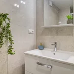 Pronajměte si 2 ložnic/e byt o rozloze 74 m² v Prague