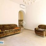 Rent 4 bedroom apartment of 117 m² in Florence