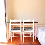 Rent 4 bedroom apartment in Lisbon