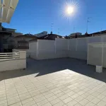 Affitto 4 camera appartamento di 135 m² in Riccione