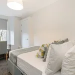 Rent 2 bedroom apartment in Scotland