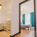 Rent 2 bedroom apartment of 44 m² in Warsaw