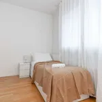 Rent 3 bedroom apartment of 130 m² in milan