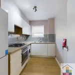 Rent 2 bedroom flat in South East England