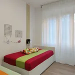 Rent a room in milan