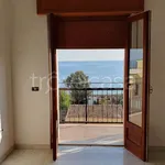 Rent 4 bedroom apartment of 110 m² in Melito di Porto Salvo