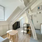 Studio of 215 m² in Paris