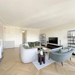 Rent 6 bedroom apartment of 212 m² in Paris