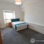 Rent 4 bedroom flat in Edinburgh