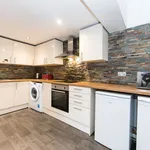 Rent 7 bedroom house in Leeds