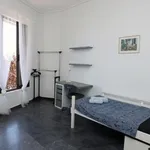 Rent 4 bedroom apartment in Athens