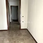 Rent 2 bedroom apartment of 85 m² in Varese