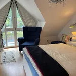 Miete 5 Schlafzimmer wohnung von 132 m² in Meerbusch