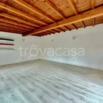 Rent 8 bedroom house of 350 m² in Vimercate