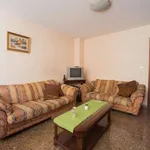 Rent a room of 110 m² in valencia