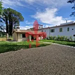 Rent 4 bedroom house of 100 m² in Firenze