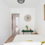 Rent 1 bedroom apartment in Lisbon