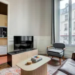 Appartement de 377 m² avec 1 chambre(s) en location à Paris