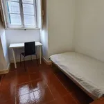 Rent a room in lisbon