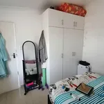 Rent 1 bedroom house of 320 m² in Durban