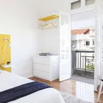 Rent a room of 120 m² in Lisbon