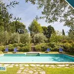 Rent 6 bedroom house of 480 m² in Florence