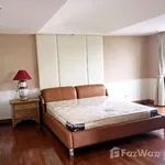 Rent 4 bedroom house of 250 m² in Bangkok